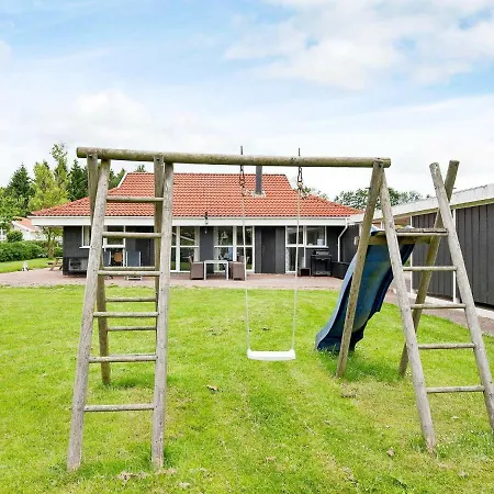 Tatil Evi 8 Person Holiday In Hejls