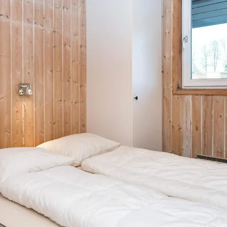 8 Person Holiday In Tatil Evi Hejls
